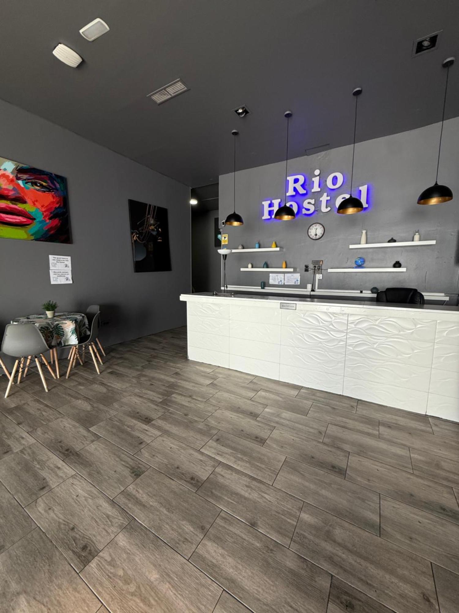 Rio Hostel Madrid Esterno foto